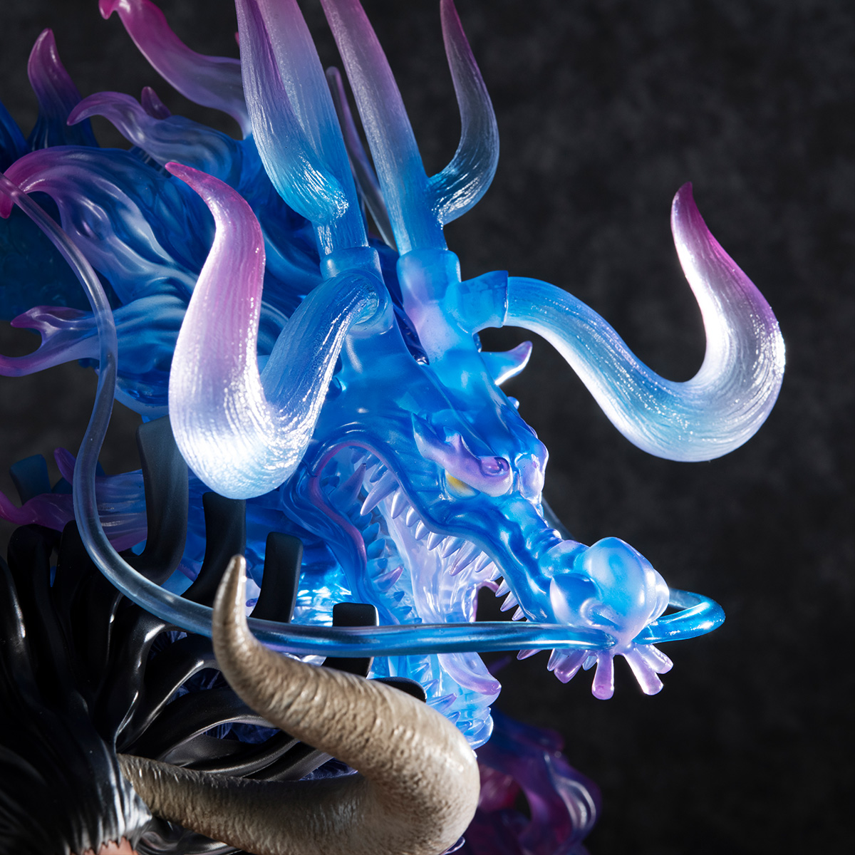 One Piece – Kaido Portrait.Of.Pirates WA-MAXIMUM Limited Figure (Re-Run)