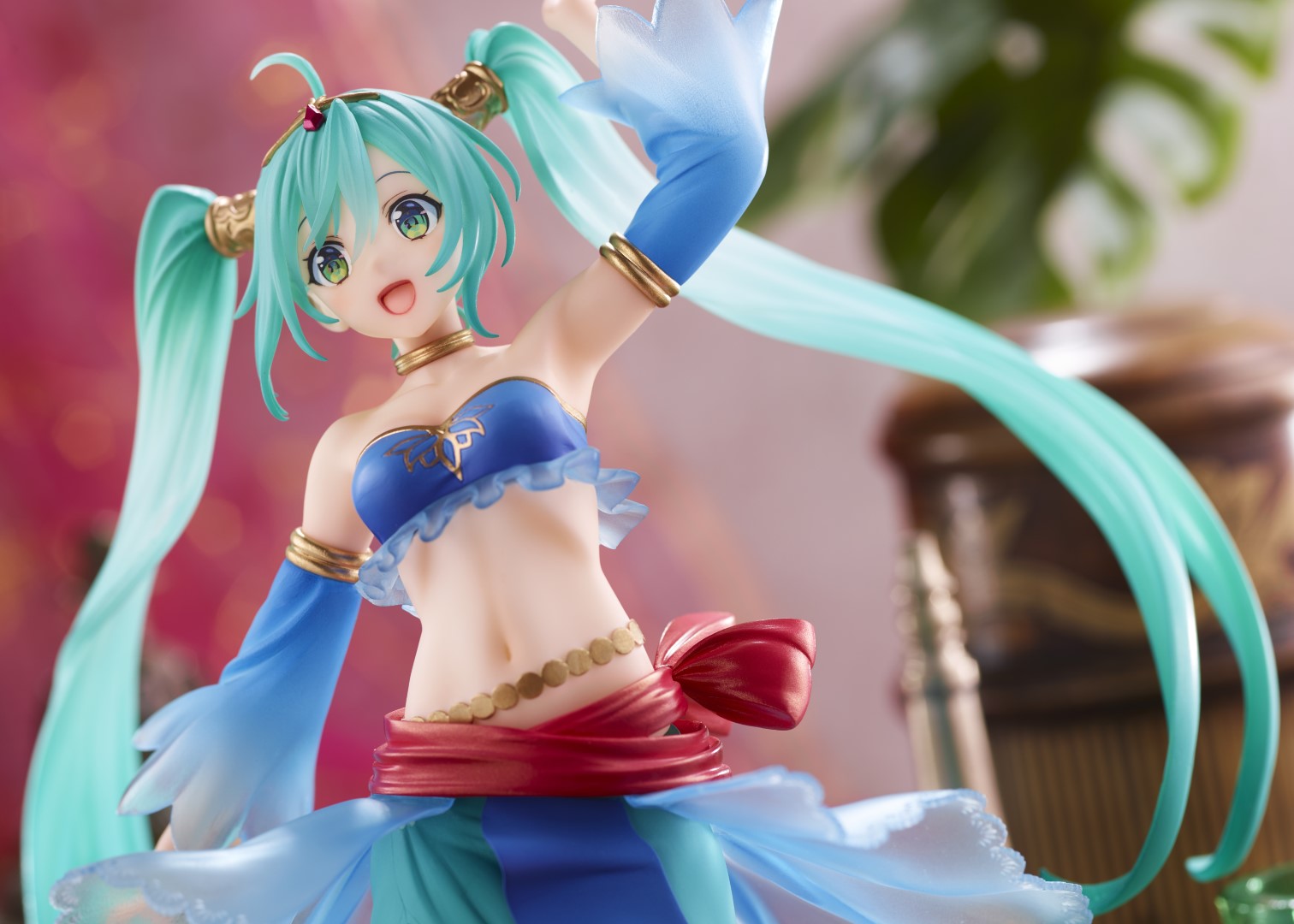 HATSUNE MIKU PRINCESS ARABIAN FIGU