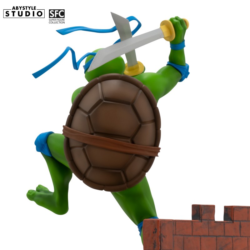 TMNT LEONARDO FIGURE