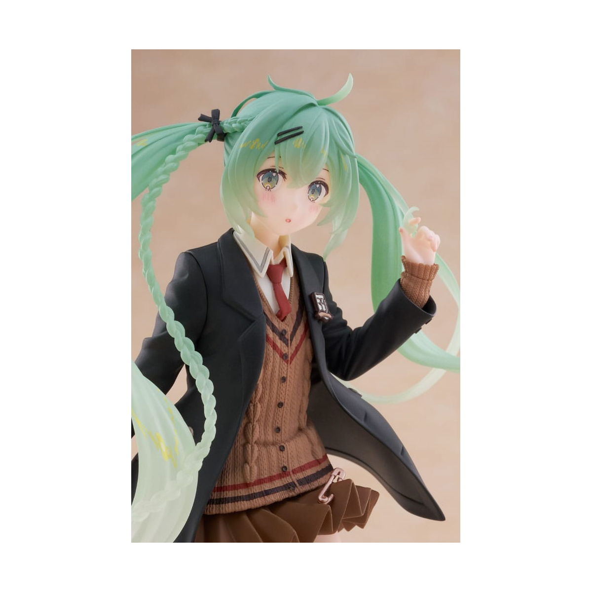 HATSUNE MIKU FASHION PREPPY VER 18 CM