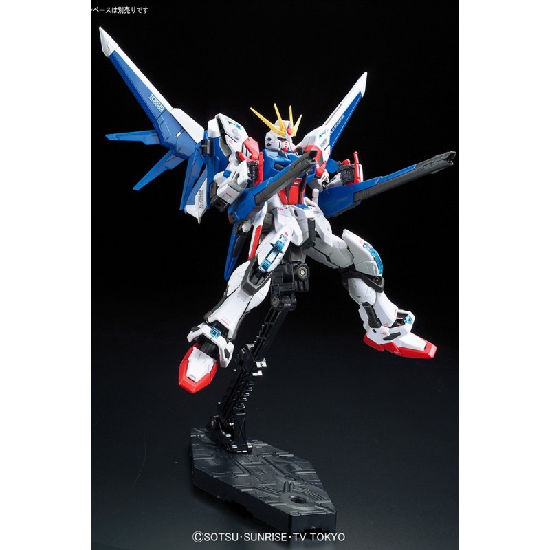 RG #23 144 BUILD STRIKE GUNDAM FULL PACKAGE