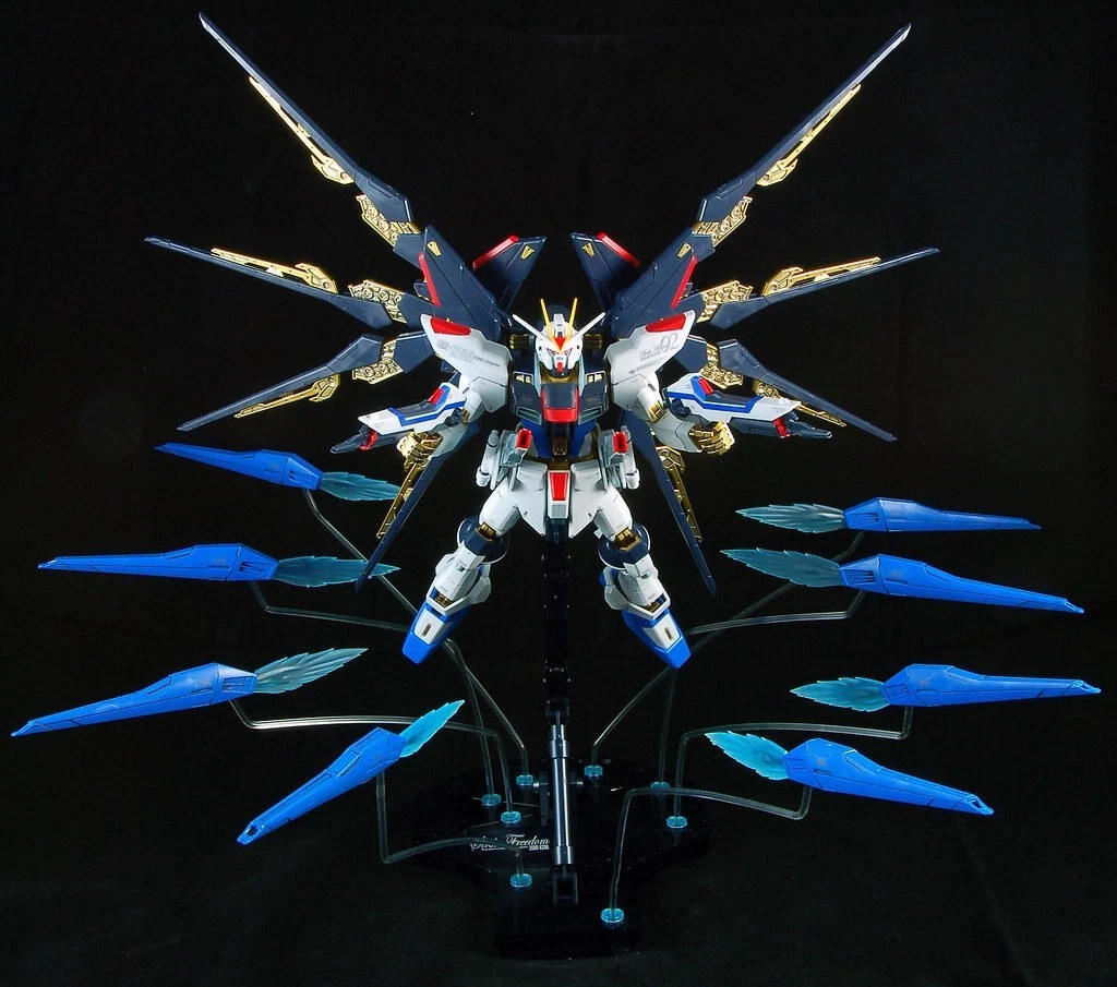 GUNDAM MG ZGMF-X20A Strike Freedom Full Burst