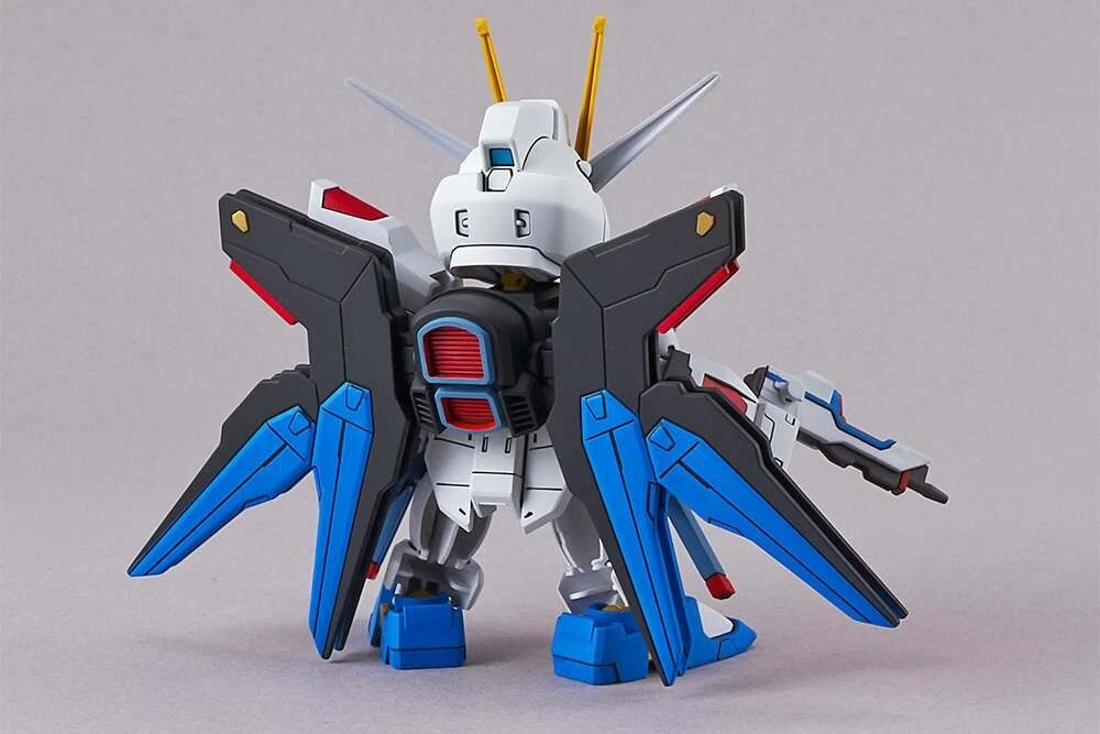 SD GUNDAM STRIKE FREEDOM GUNDAM